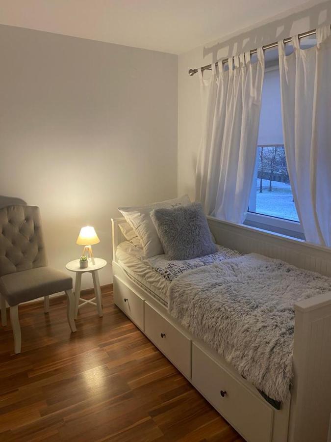 Lux Plus Apartament Chodziez, Zwyciestwa 13 Kültér fotó