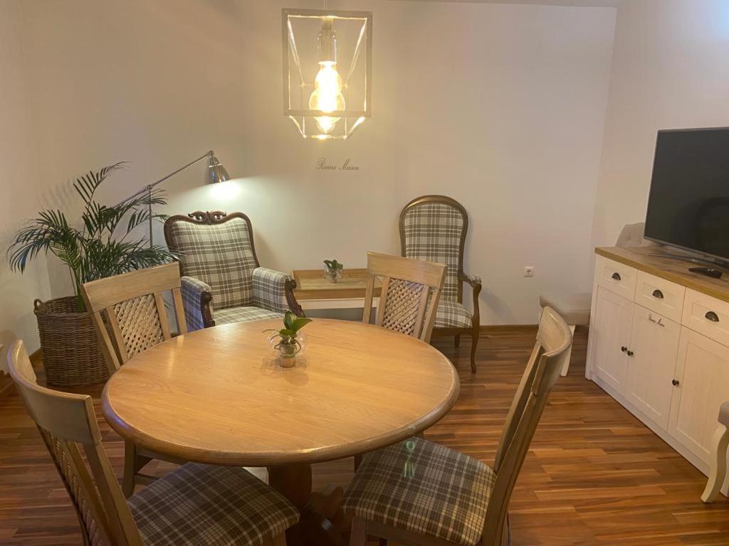 Lux Plus Apartament Chodziez, Zwyciestwa 13 Kültér fotó