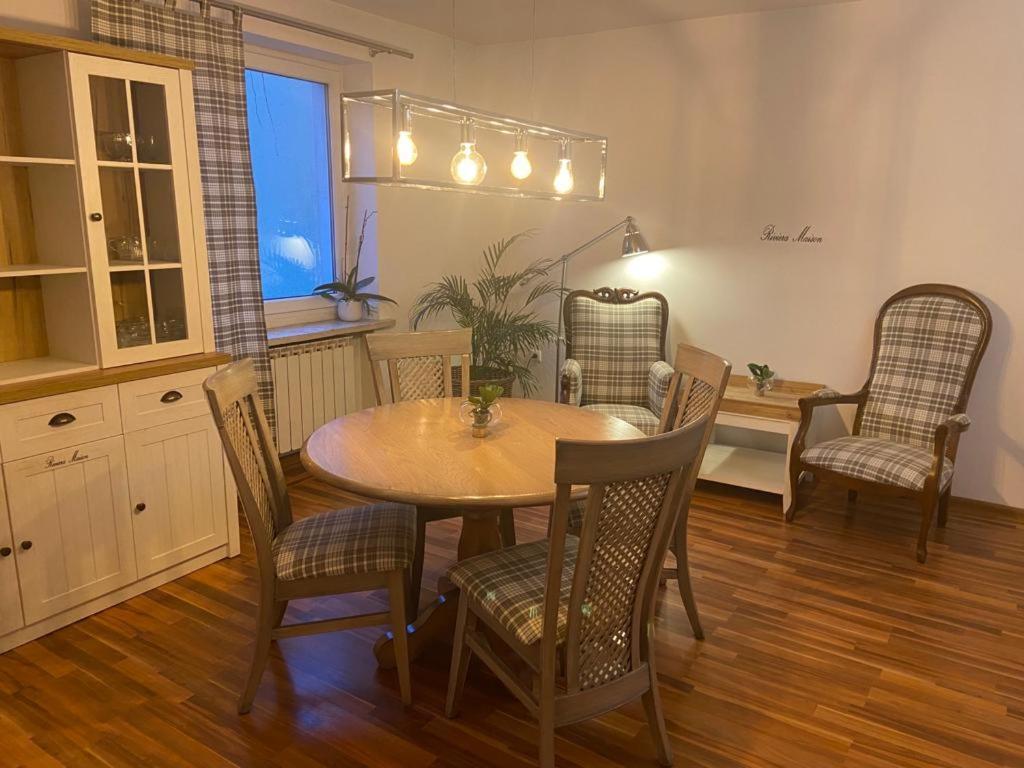 Lux Plus Apartament Chodziez, Zwyciestwa 13 Kültér fotó